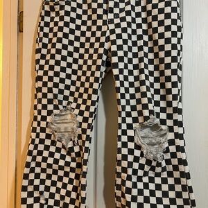 Checkered Black and White Women's Cropped Jeans
